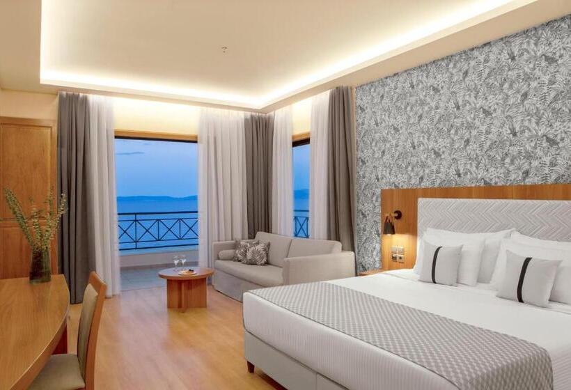 Habitación Premium Vista al Mar., Ramada by Wyndham, Athens Club Attica Riviera