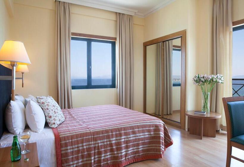 Люкс Премиум, Ramada by Wyndham, Athens Club Attica Riviera