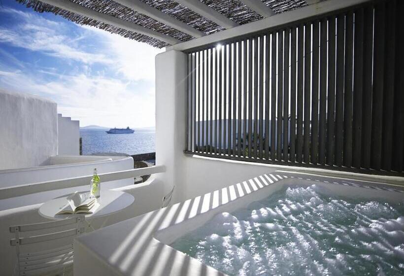 Полулюкс, Rocabella Mykonos