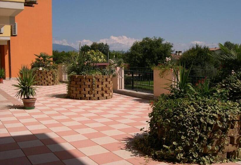 Семейный Номер, Residence Miralago Rooms & Apartments