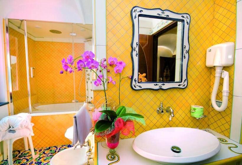 Полулюкс, Strand Hotel Delfini