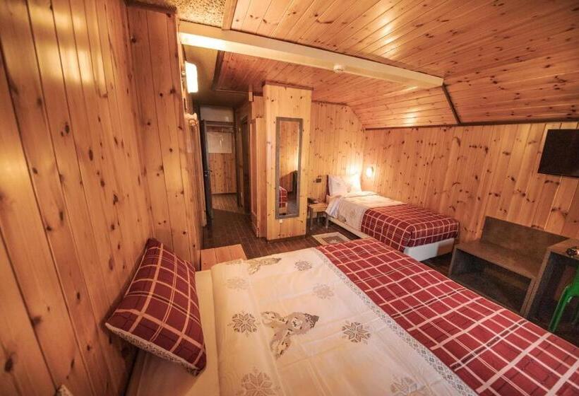 스탠다드 트리플 룸, Albergo Quarto Pirovano