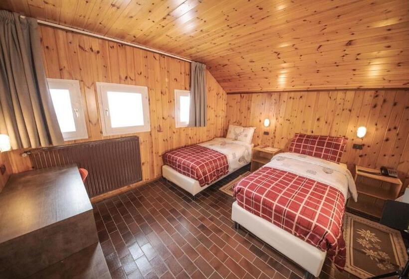 스탠다드 트리플 룸, Albergo Quarto Pirovano