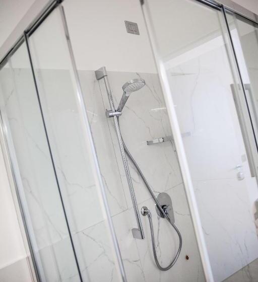 اتاق سوپریور, Sanremo Luxury Suites
