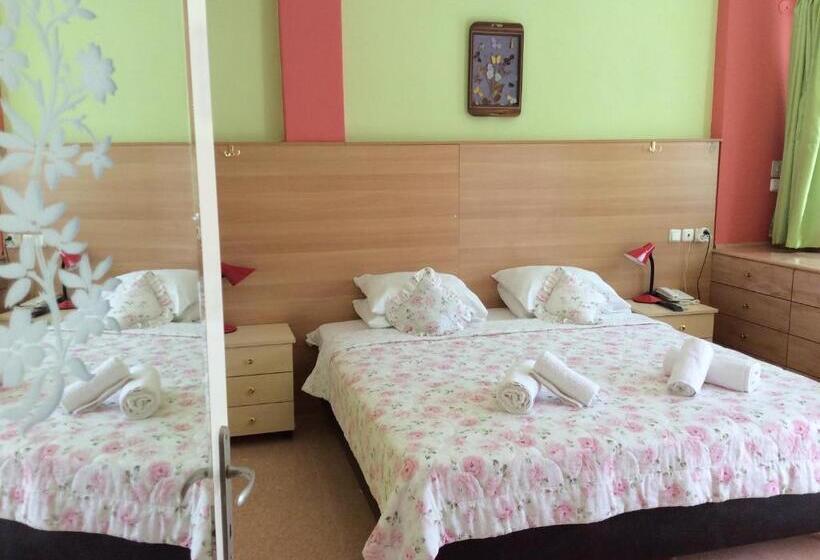 Люкс Deluxe Кровать Кинг, Melissa Gold Coast