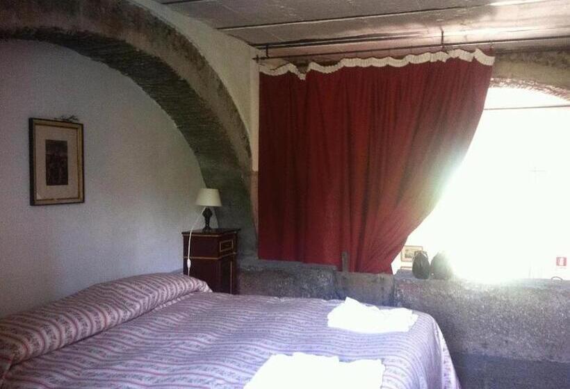 ファミリールーム, La Rocca Della Rosa