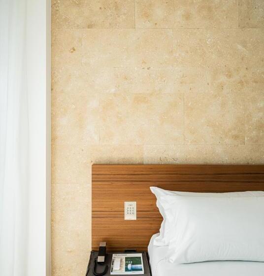 Люкс с Бассейном, C Hotel & Spa