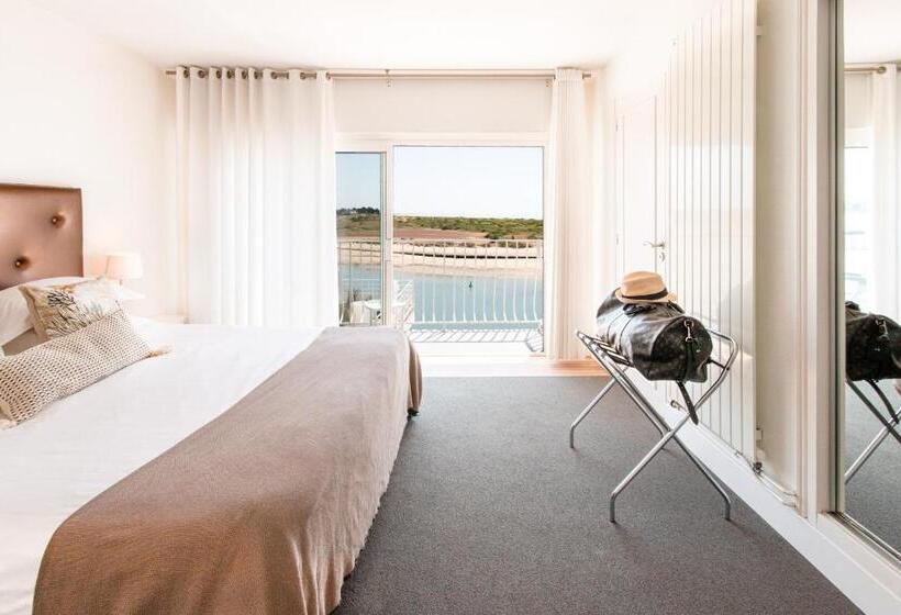 Номер Стандарт с Балконом, Hôtel La Marine