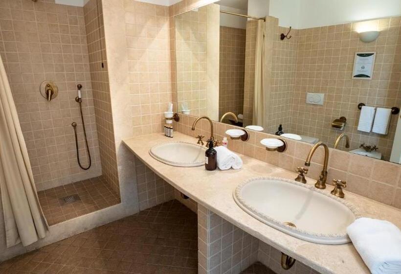 חדר דלוקס, Relais Bella Rosina Pool & Spa