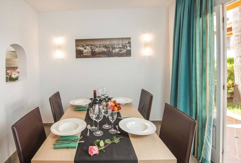 Вилла 3 Спальни, Aparthotel Ona Aucanada