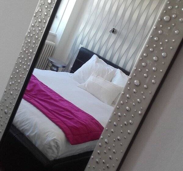Номер Стандарт, The Originals City, Hôtel Le Concorde Panoramique, Thionville
