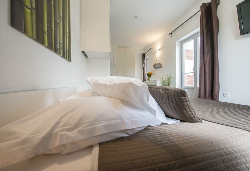 Номер Стандарт, Appart Hôtel Des Capucins