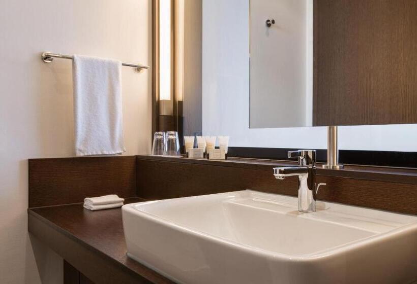 Номер Superior, Infinity Hotel & Conference Resort Munich