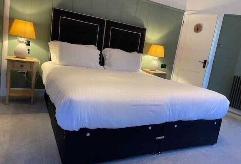 Семейный Номер, Cottesmore Hotel Golf & Country Club