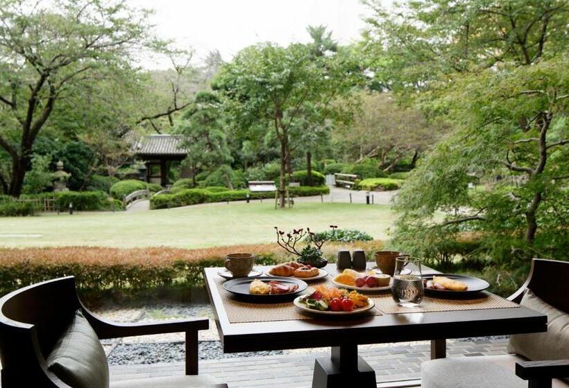Номер Клуб, Grand Prince Hotel Takanawa