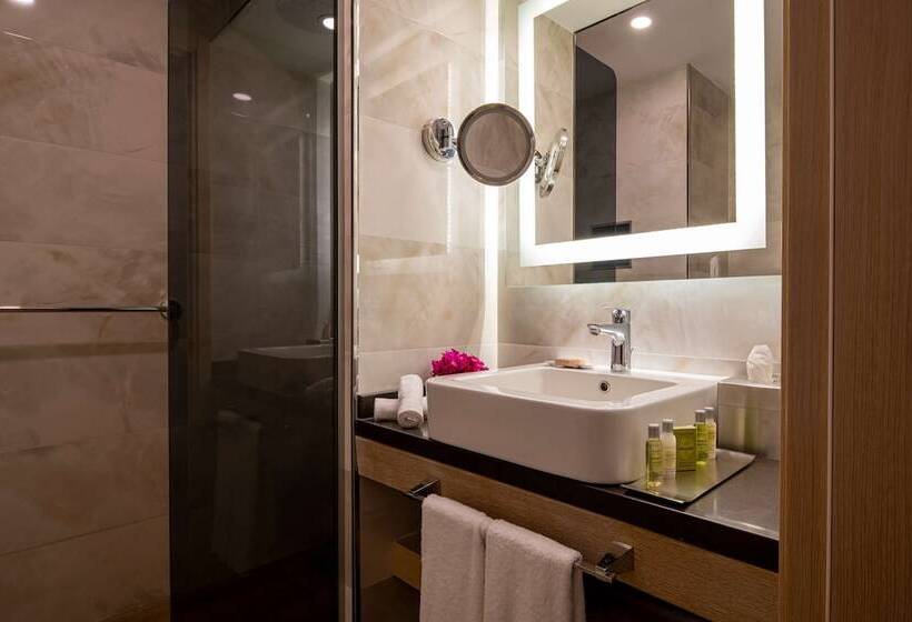 جناح جونيور سرير كينج, Doubletree By Hilton Bodrum Marina Vista