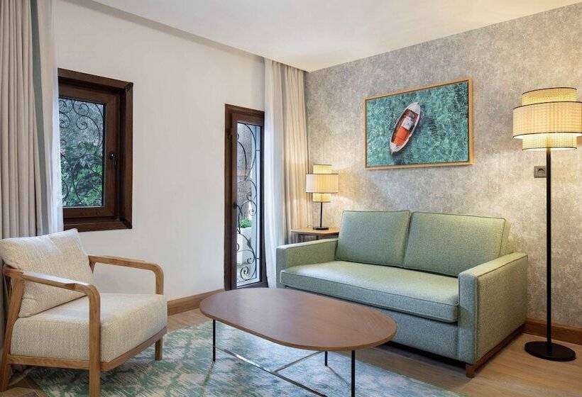 غرفة سوبيريور سرير ملكى, Doubletree By Hilton Bodrum Marina Vista