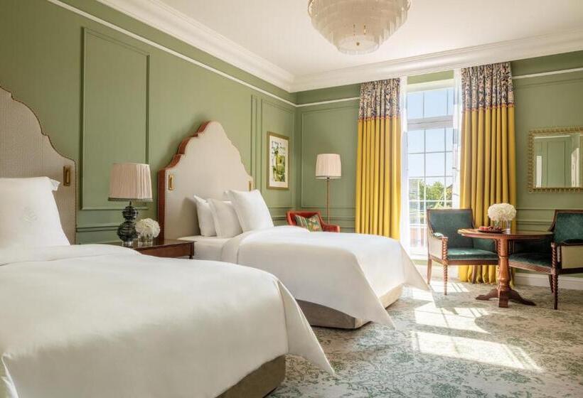 Номер Стандарт Адаптированный для Инвалидов, Four Seasons Hotel Hampshire