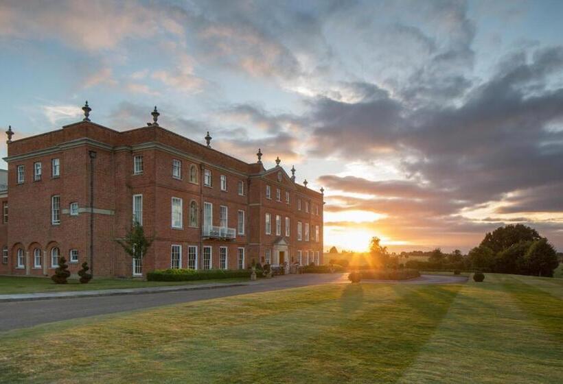 Номер Стандарт, Four Seasons Hotel Hampshire