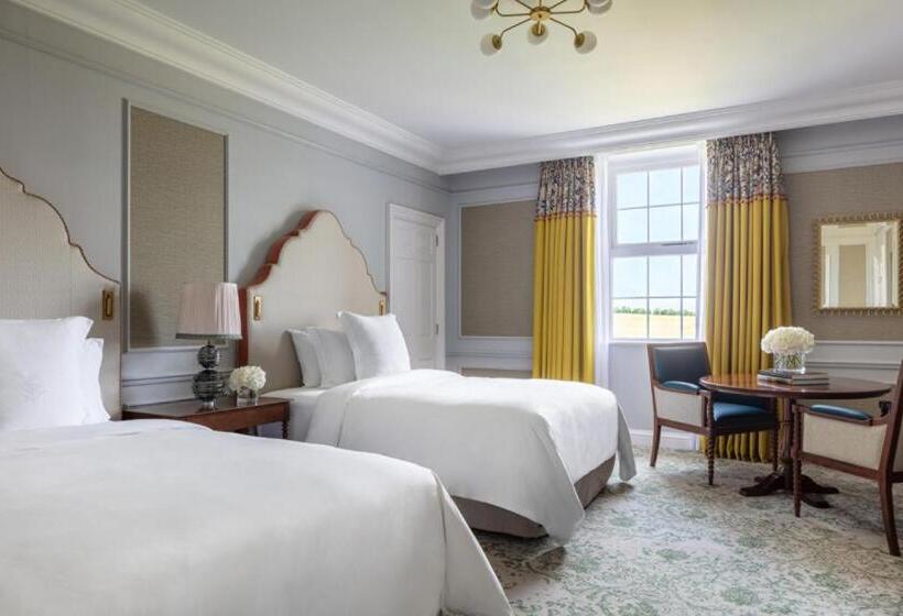 Люкс, Four Seasons Hotel Hampshire