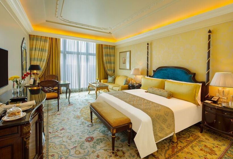 اتاق کلاب, The Leela Palace New Delhi