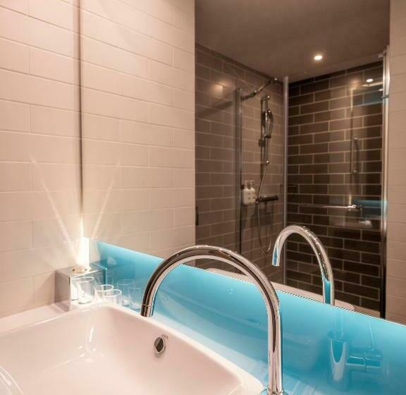 اتاق استاندارد, Holiday Inn Express   Nice   Grand Arenas, An Ihg