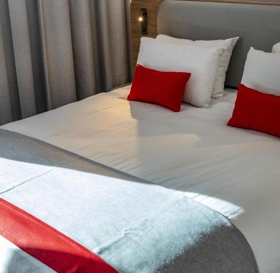 اتاق استاندارد برای معلولان, Holiday Inn Express   Nice   Grand Arenas, An Ihg