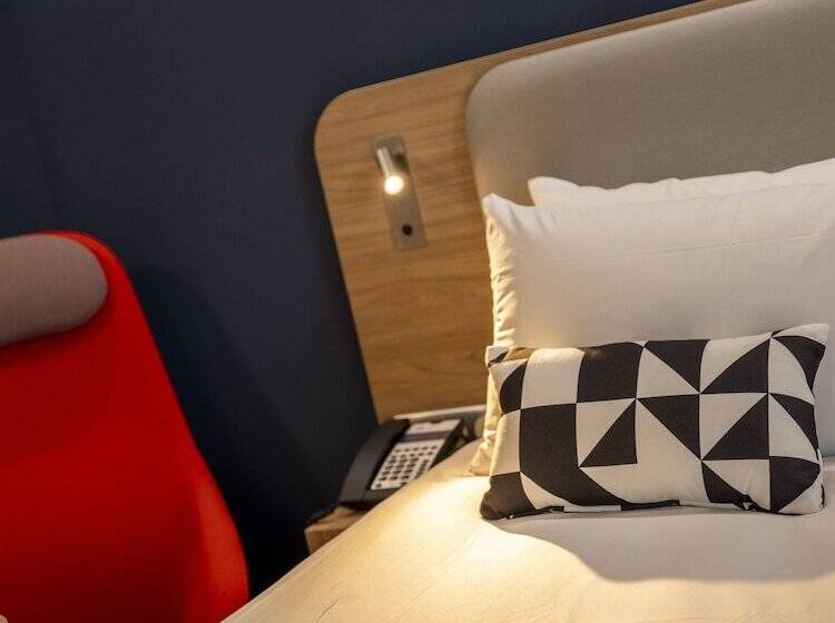 اتاق استاندارد, Holiday Inn Express   Nice   Grand Arenas, An Ihg