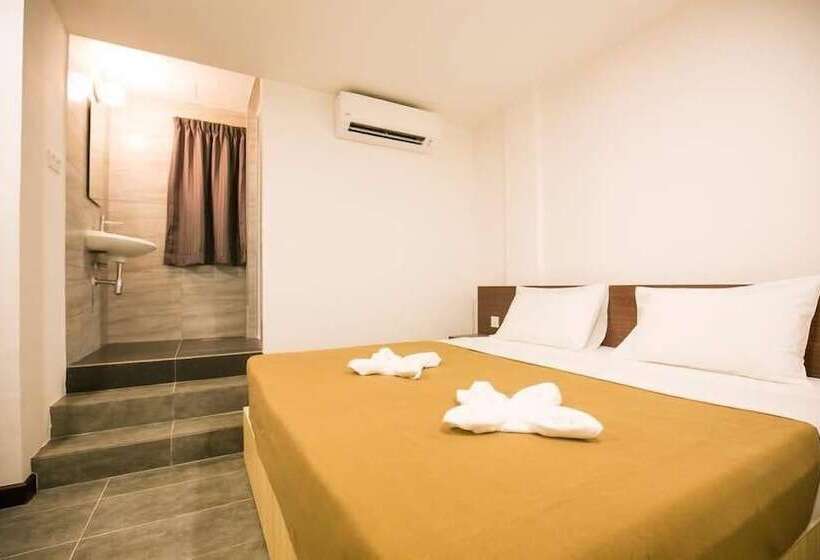 デラックスルーム, Urban Inn, Jitra