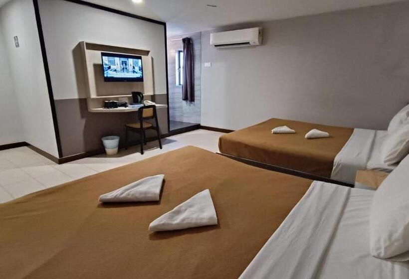 スタンダード４人部屋, Urban Inn, Jitra