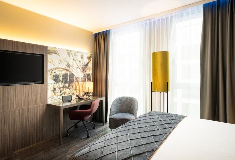 Номер Superior, Leonardo Hotel Eschborn Frankfurt
