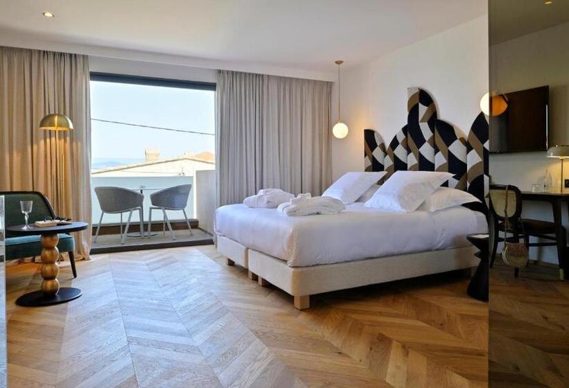 Номер Superior с Террасой, Hôtel & Spa Rocabella
