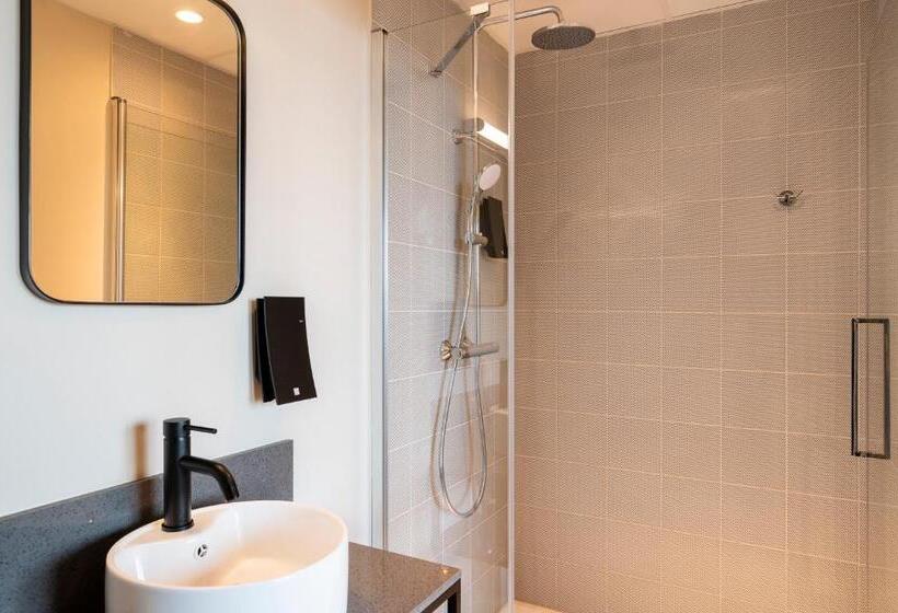اتاق استاندارد یک نفره, Citybox Antwerp