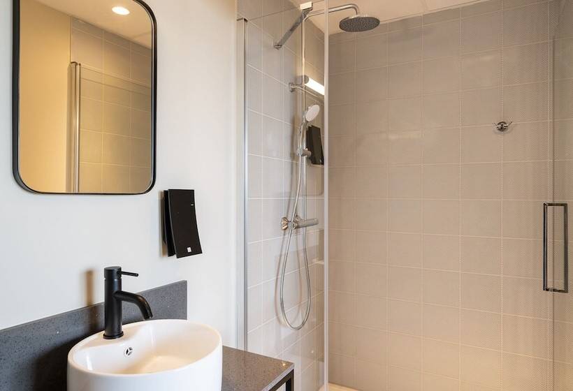 سوییت جونیور, Citybox Antwerp