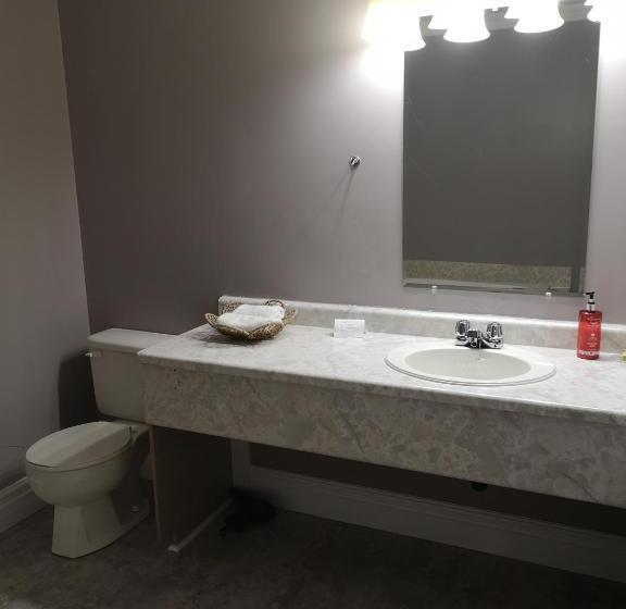 套房, Seaport Inn