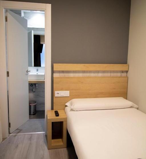 Номер Стандарт Индивидуальный, Alda Catedral