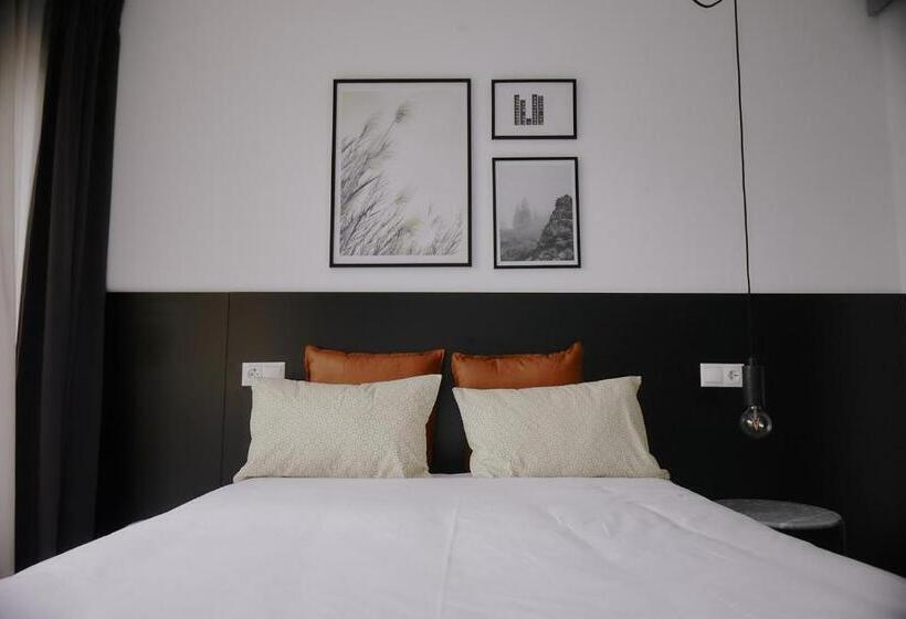 스탠다드 룸, Zarey Hostel
