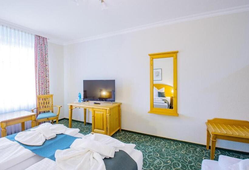 Номер Стандарт Трехместный, Ferien Hotel Fläming