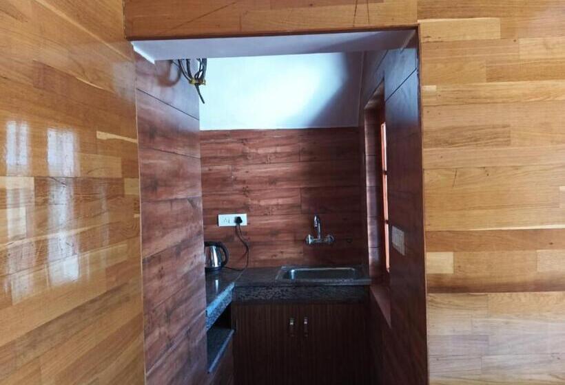 标准间, Khushi Cottage