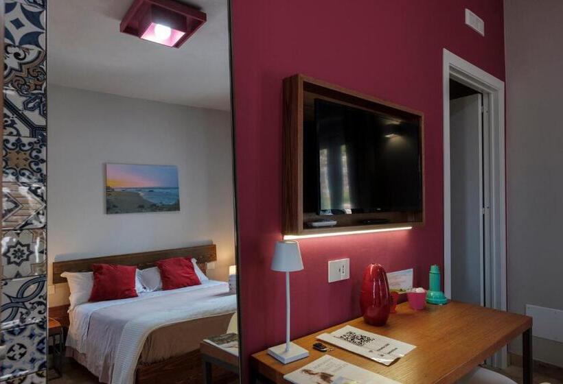 اتاق لوکس, B&b Fermata 106 Da Carolina