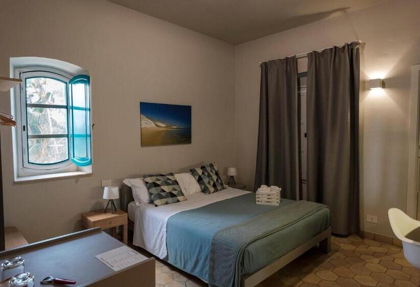 اتاق لوکس, B&b Fermata 106 Da Carolina