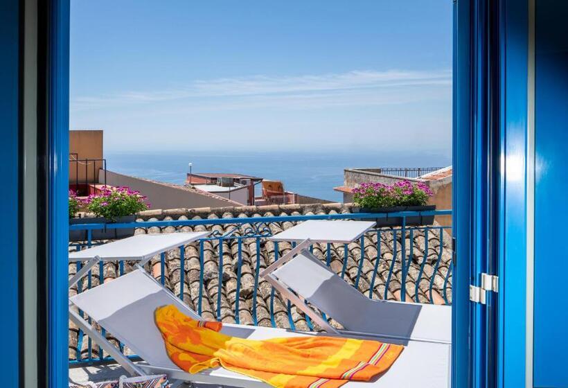 اتاق استاندارد با بالکن و چشم‌انداز دریا, Casa Blandano B&b