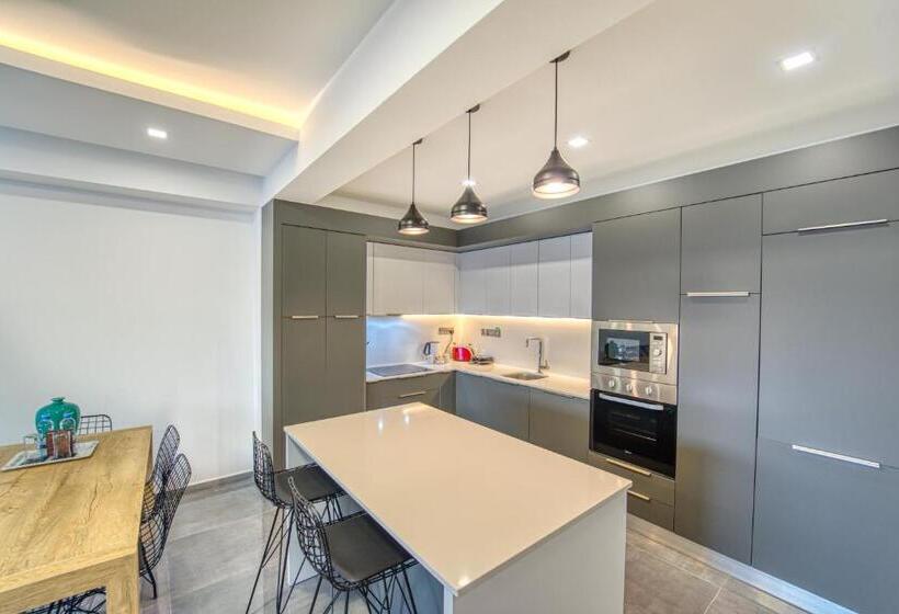 سوییت با چشم‌انداز استخر, Courtyard Long Beach Holiday Resort
