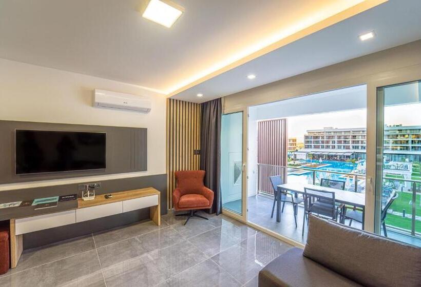 اتاق استاندارد چهار تخته, Courtyard Long Beach Holiday Resort