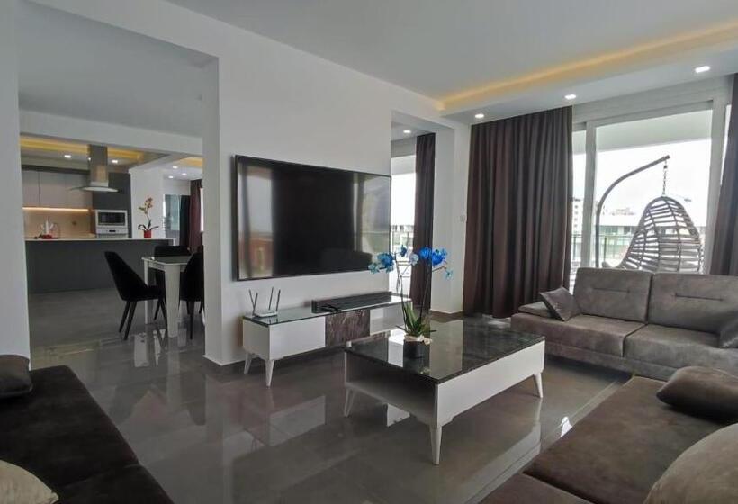 1 Bedroom Penthouse Apartment, Courtyard Long Beach Holiday Resort
