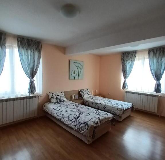 Quarto Estandar, Guest Rooms Bansko