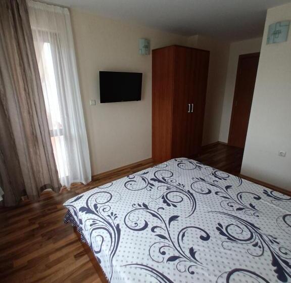 Номер Deluxe с Балконом, Guest Rooms Bansko