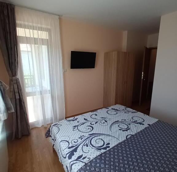 Номер Стандарт с Балконом, Guest Rooms Bansko