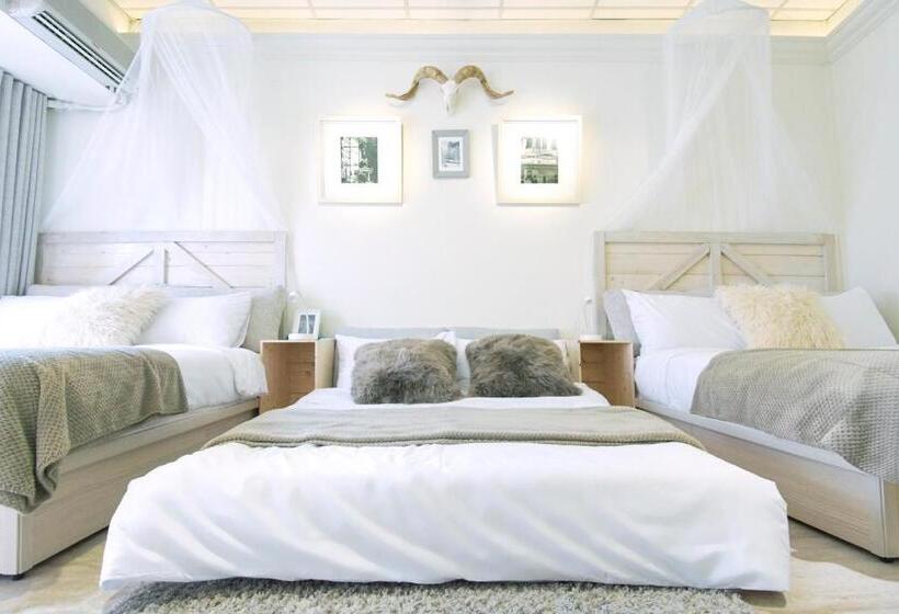 استودیوی استاندارد, 小所在 Urban Abode 所在行旅
