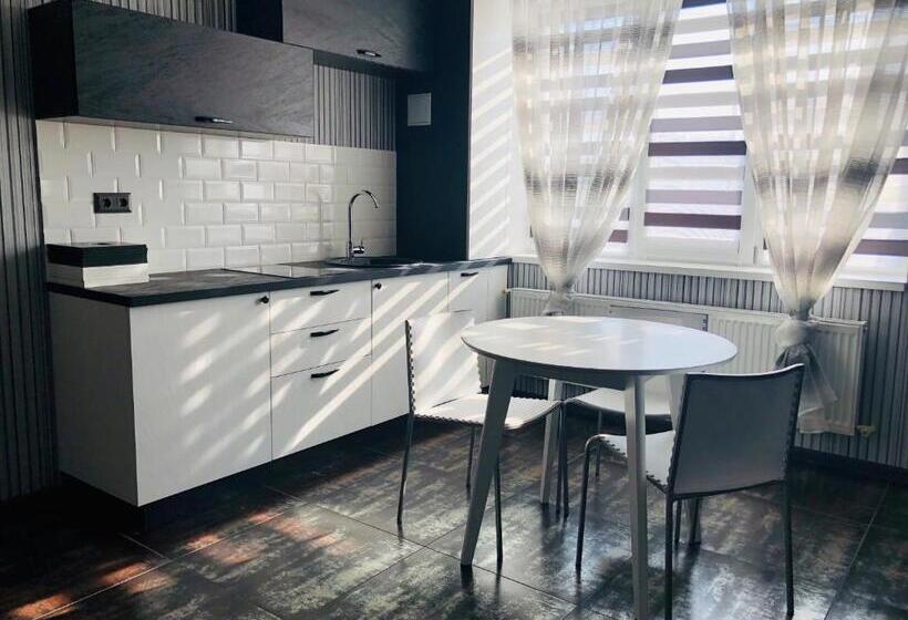수피리어 스튜디오, Chayka Home